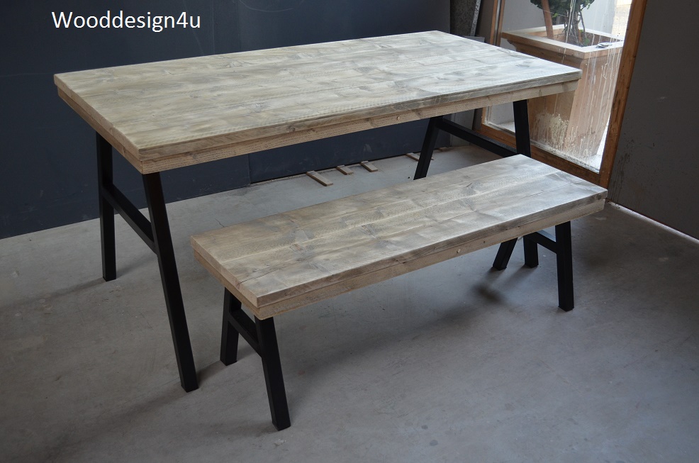 Darts Ongeautoriseerd Bomen planten Industriele tafel en bankje - Wooddesign4u is gespecialiseerd in massief  houten meubelen.